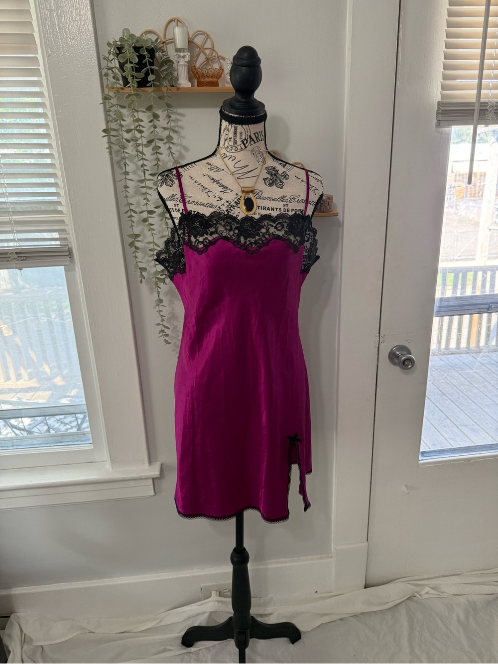 Victoria's Secret Y2K babydoll dress with black lace trim size L
